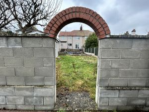 Photo 26- click for photo gallery